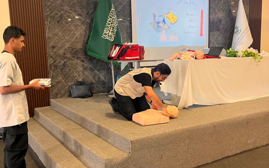 الجمعية تنفذ برنامج دورة الاسعافات الاولية بمقر الكلية التقنية بالداير